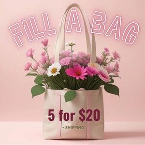 🌸Hey shoppers! Fill a bag sale going on NOW! Bundle 5 items for $20 + ship 🌸